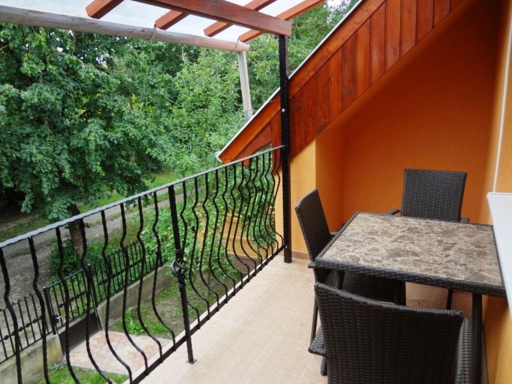 Horvath Apartmanhaz Oroshaza Exterior photo